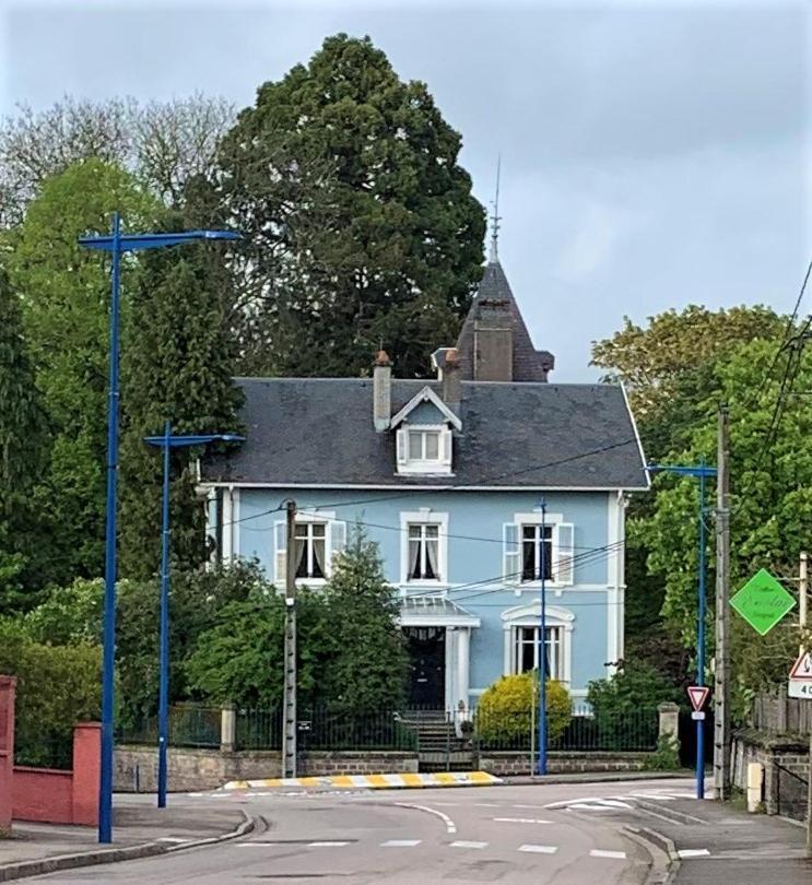 La Maison Bleue « La Charade » Thaon-les-Vosges Exteriér fotografie